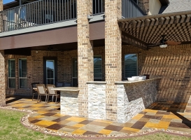 Outdoor Kitchen